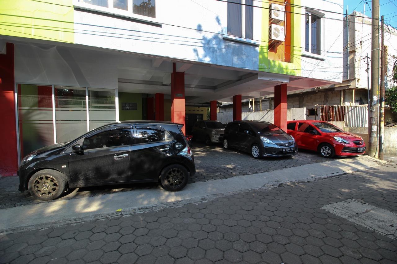 Reddoorz Plus Near Lippo Plaza Jogjakarta Ξενοδοχείο Εξωτερικό φωτογραφία